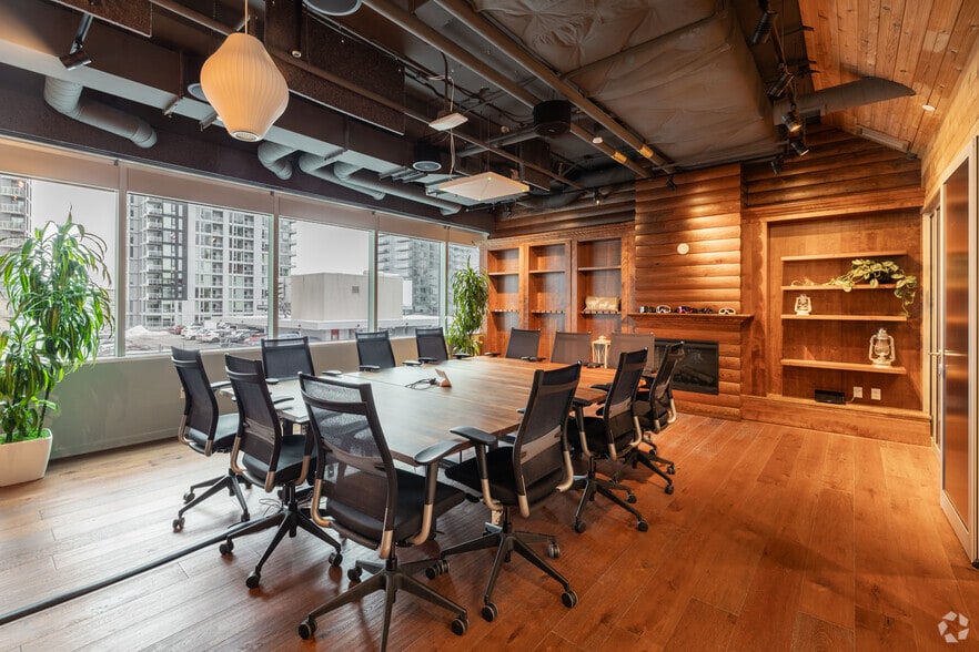 More Photos Of 150 Elgin St, Ottawa Office For Sale