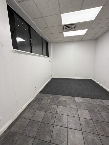 More Photos Of 723 W Columbia Ln, Provo Showroom For Sale