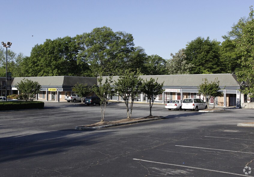 More Photos Of 1650-1650 Virginia Ave, Atlanta General Retail For Lease