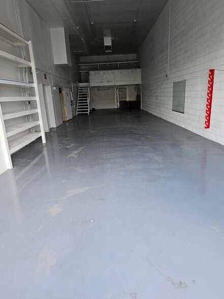 More Photos Of 4131 W Oquendo Rd, Las Vegas Warehouse For Lease