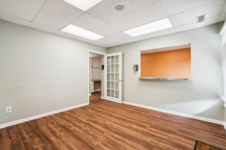 More Photos Of 14333 Laurel Bowie Rd, Laurel Medical For Sale