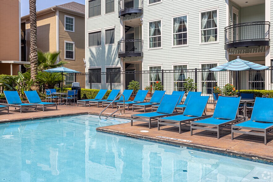 More Photos Of 1420 Annunciation St, New Orleans Apartments For Lease