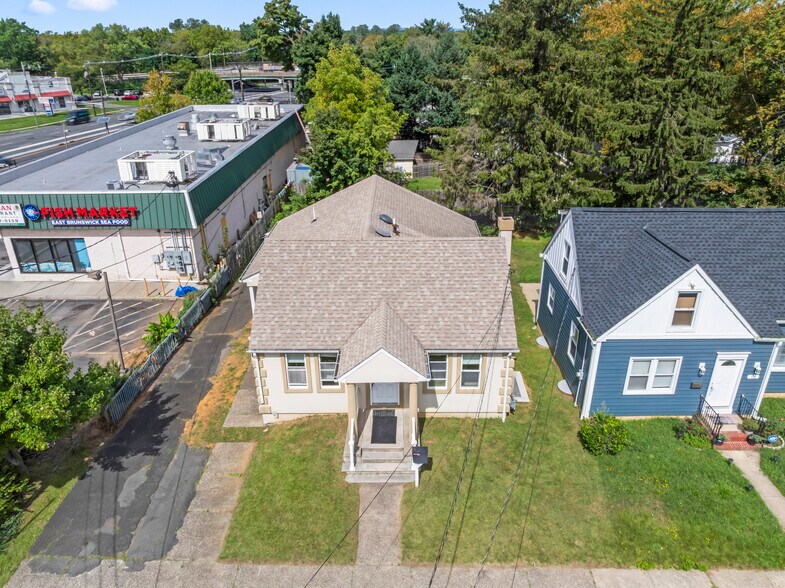 More Photos Of 30 Wallace St, East Brunswick Office For Sale
