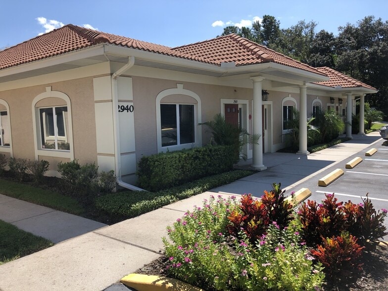 More Photos Of 2940-2946 University Pky, Sarasota Office For Lease