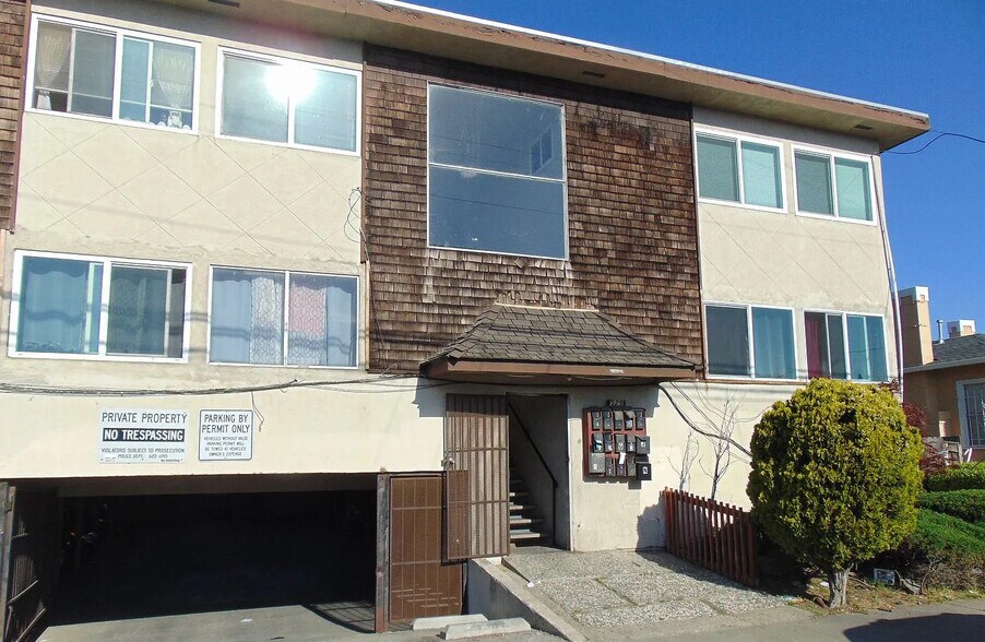 More Photos Of 529 21st St, Richmond Apartments For Sale