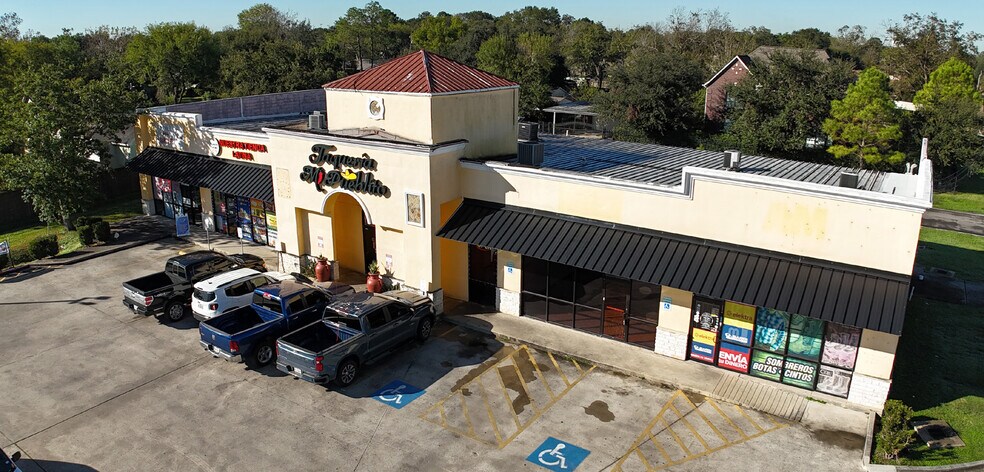 More Photos Of 502 S Allen Genoa Rd, South Houston Storefront Retail Office For Lease