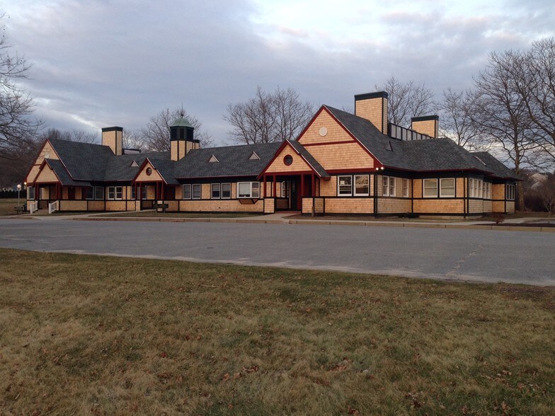 More Photos Of 294 Valley Rd, Middletown Office For Lease