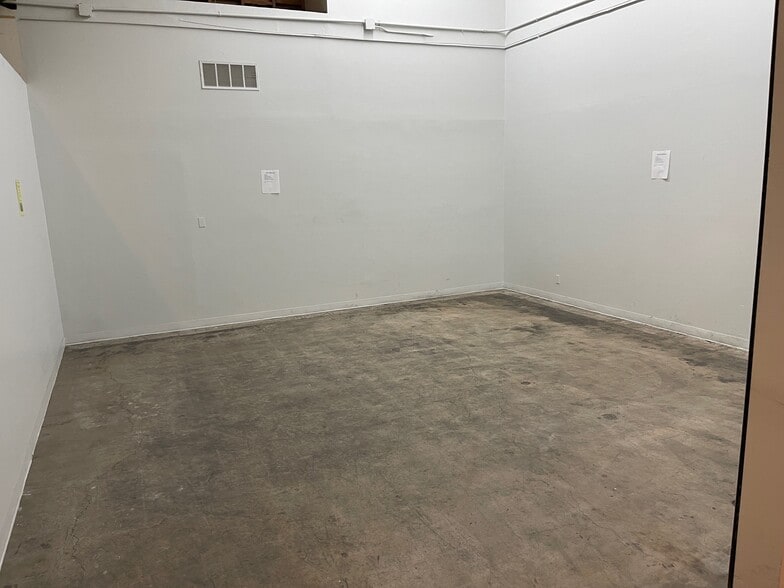 More Photos Of 2230 S Anne St, Santa Ana Manufacturing For Sale