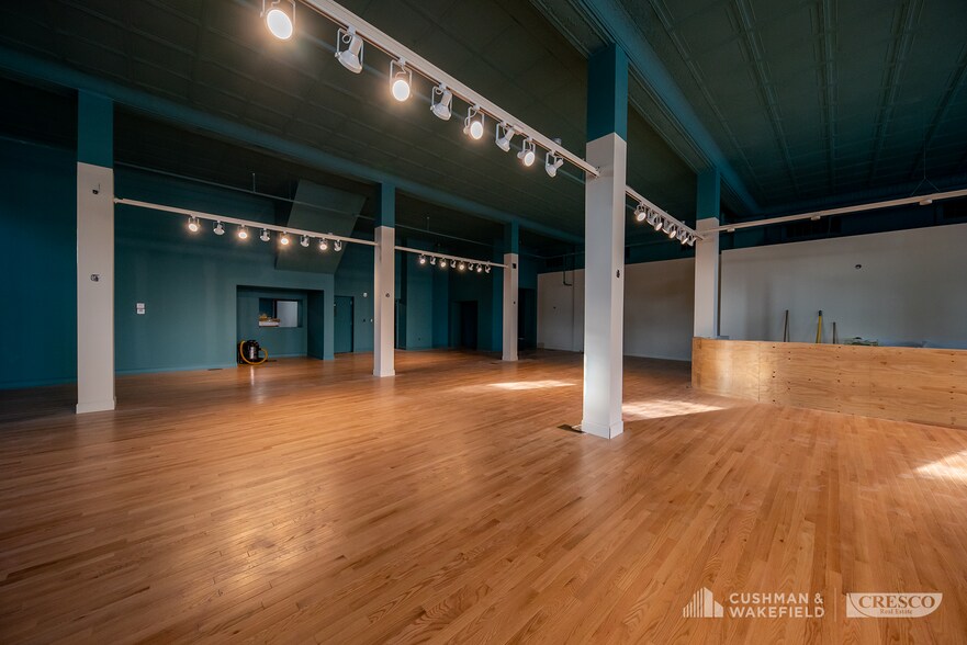 More Photos Of 12501 Madison Ave, Lakewood Office For Lease