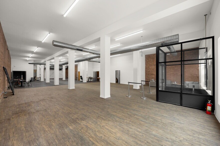 More Photos Of 2327 N Milwaukee Ave, Chicago General Retail For Lease