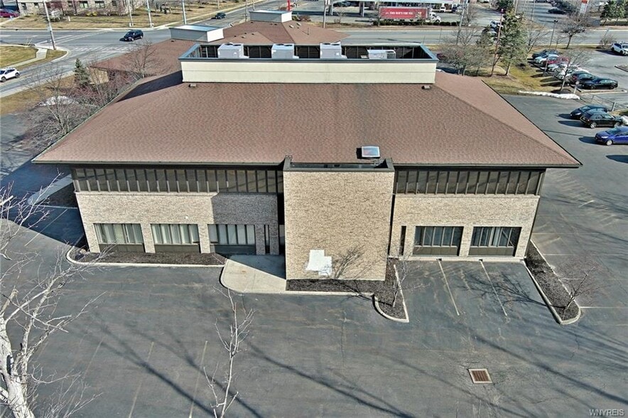 More Photos Of 1829 Maple Rd, Williamsville Medical For Lease