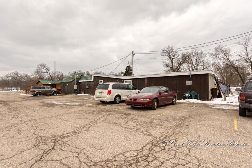 More Photos Of 103 S Charles St, White Cloud Restaurant For Sale