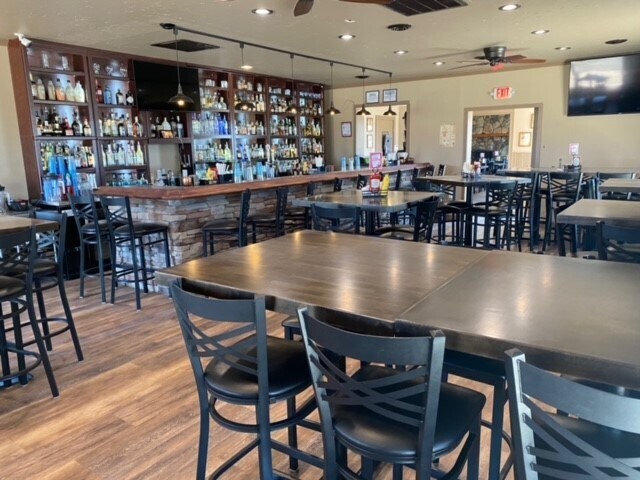 More Photos Of 10980 Dunnigan Rd, Emmett Restaurant For Sale