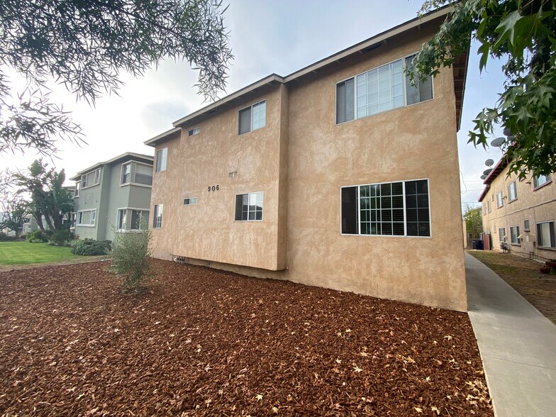 Primary Photo Of 906 E Imperial Ave, El Segundo Apartments For Sale