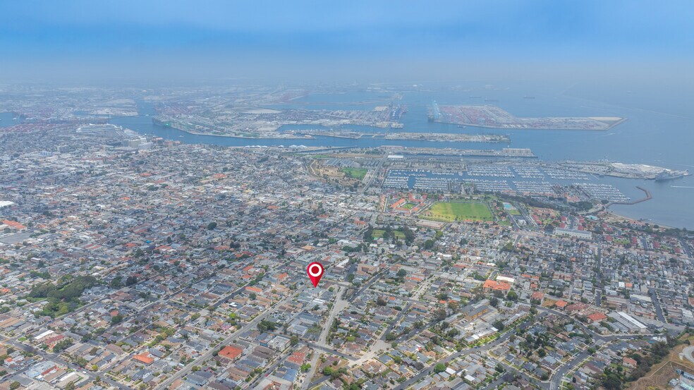 More Photos Of 823-831 W 25th St, San Pedro Apartments For Sale