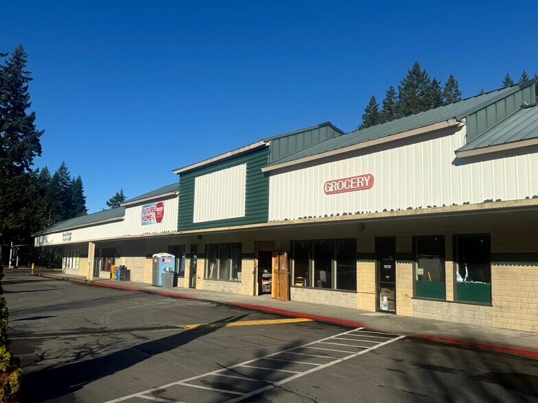 More Photos Of 11042 E Hwy 525, Clinton Storefront Retail Office For Lease