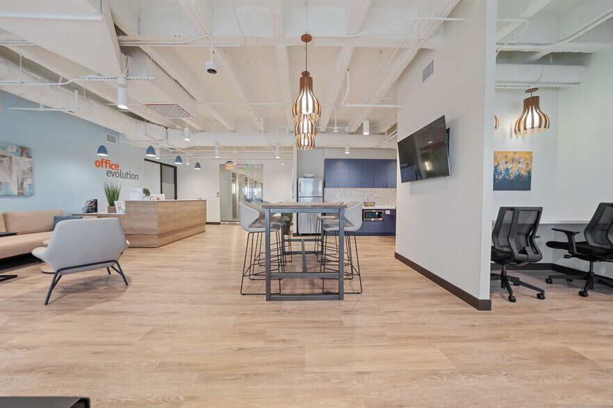 More Photos Of 3500 Oak Lawn Ave, Dallas Coworking Space