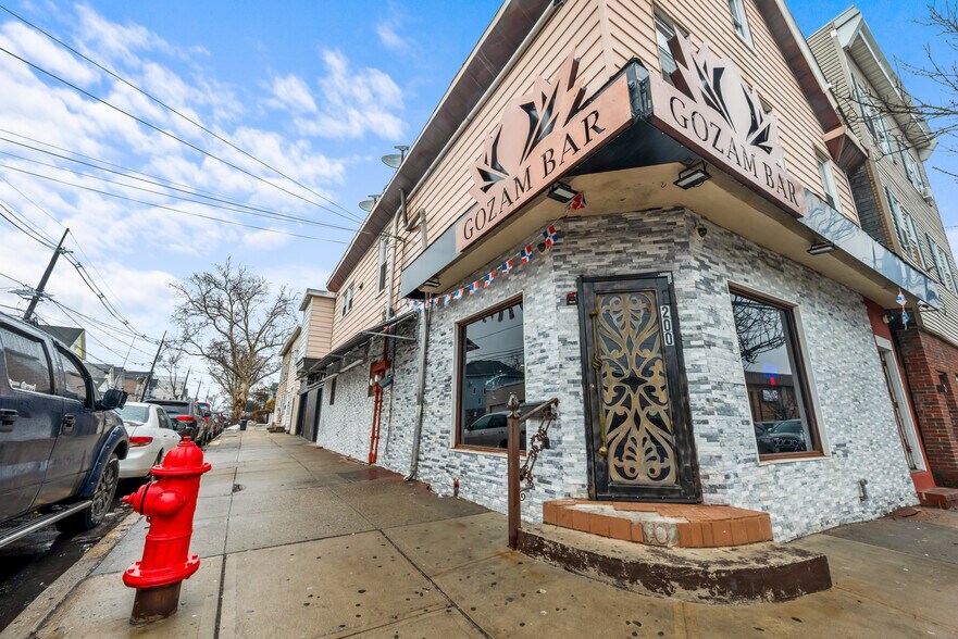 More Photos Of 200 Hall Ave, Perth Amboy Bar For Sale