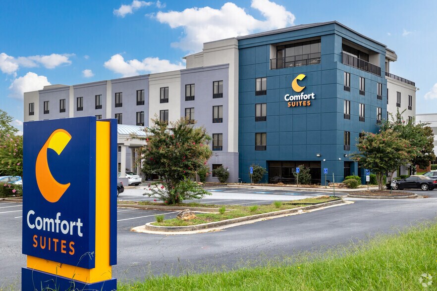 More Photos Of 5087 Clark Howell Hwy, Atlanta Hotel For Sale