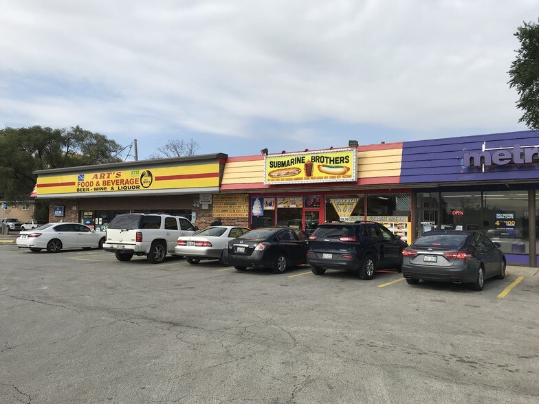 More Photos Of 813-817 W Roosevelt Rd, Maywood General Retail For Sale