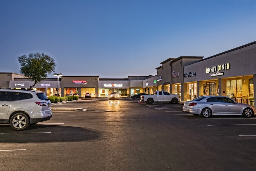 More Photos Of 15557-15609 W Bell Rd, Surprise Storefront For Lease