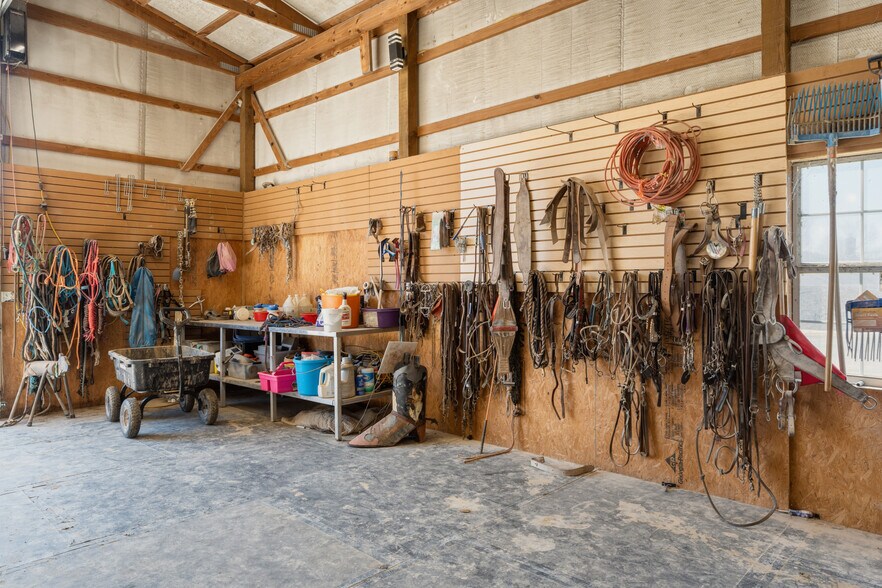 More Photos Of 13354 E 520 Rd, Colcord Sports And Entertainment For Sale