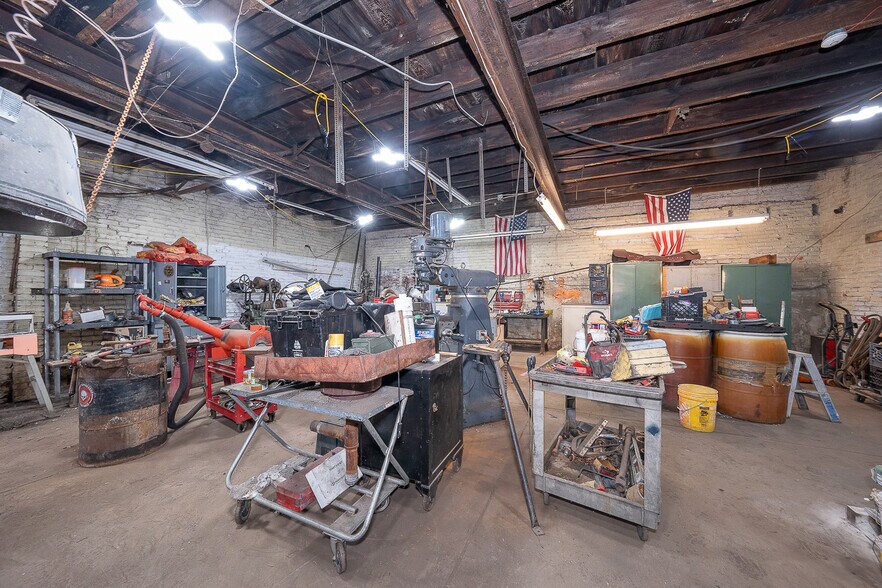 More Photos Of 175 W Wellens Ave, Philadelphia Warehouse For Sale