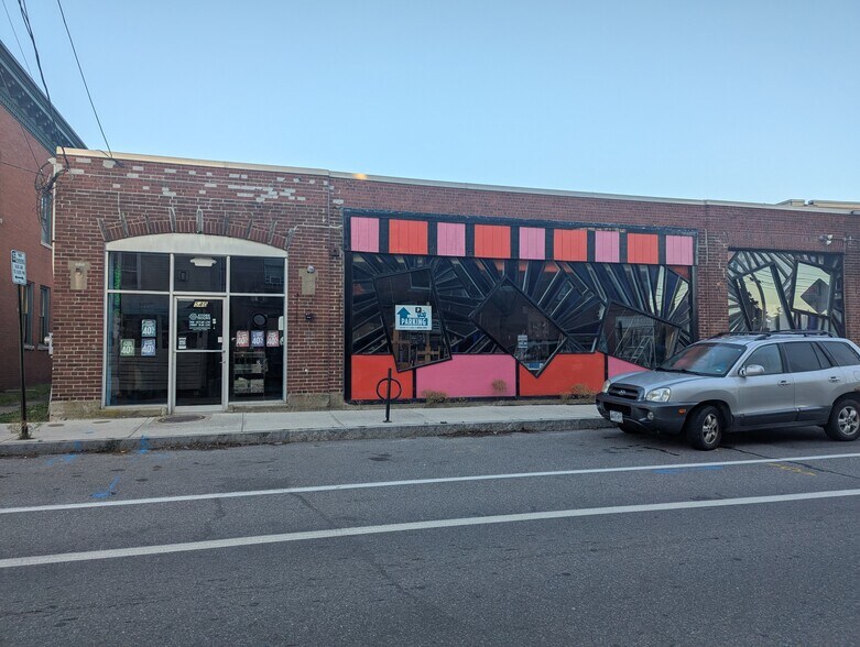 More Photos Of 27 Revere St, Portland Warehouse For Lease