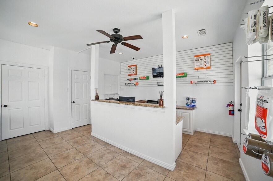 More Photos Of , Lavon Unknown For Sale