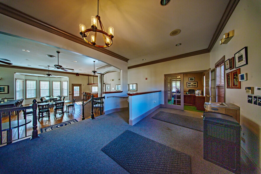 More Photos Of 128 Oakview Club Dr, Macon-Bibb Golf Course Driving Range For Sale