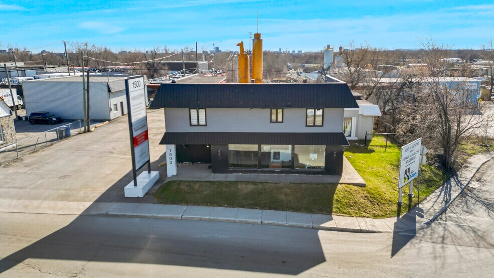 More Photos Of 1500-1502 Boul Des Laurentides, Laval Storefront Retail Residential For Sale