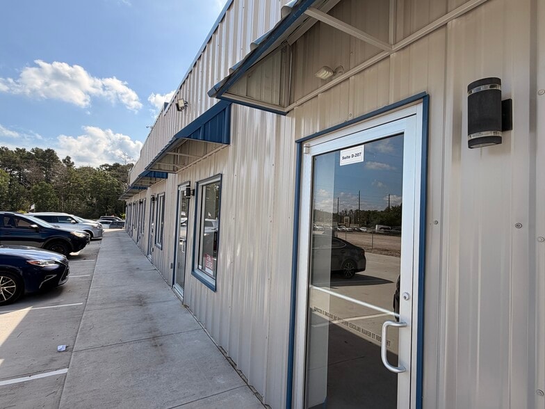 More Photos Of 23801 Cypresswood Dr, Spring Flex For Lease