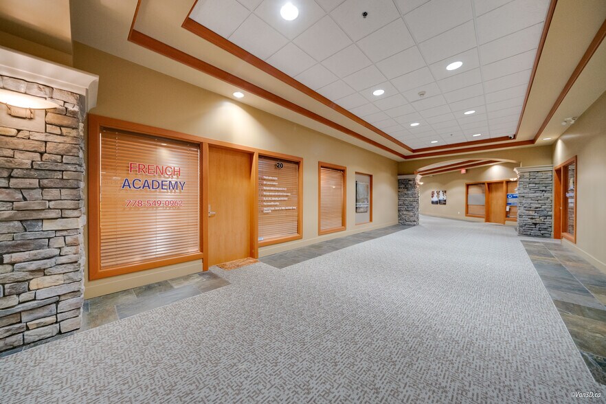 More Photos Of 1480 Foster St, White Rock Apartments For Lease