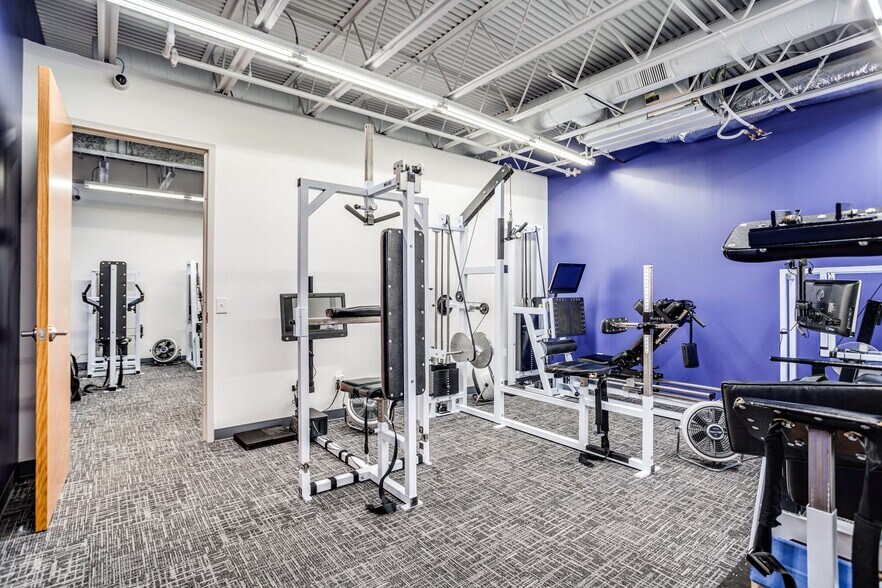 More Photos Of 14525 Hwy 7, Minnetonka Medical For Lease