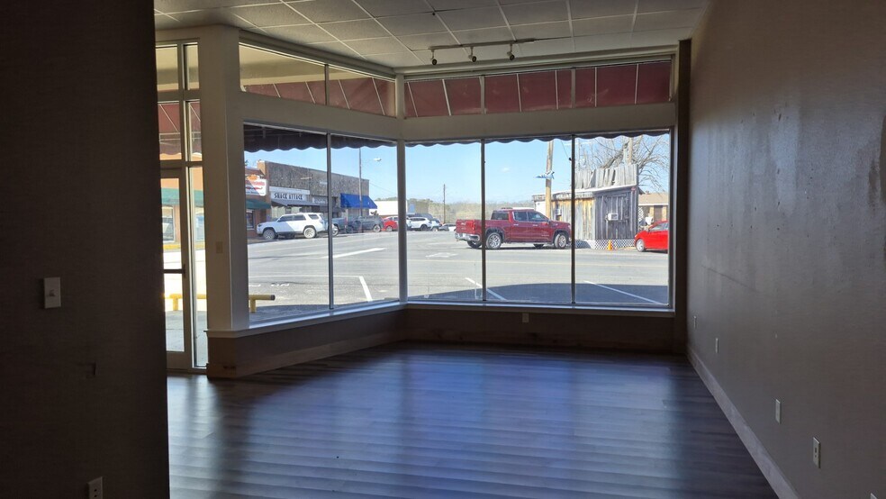 More Photos Of 146 George st, Mount Ida Office Residential For Sale