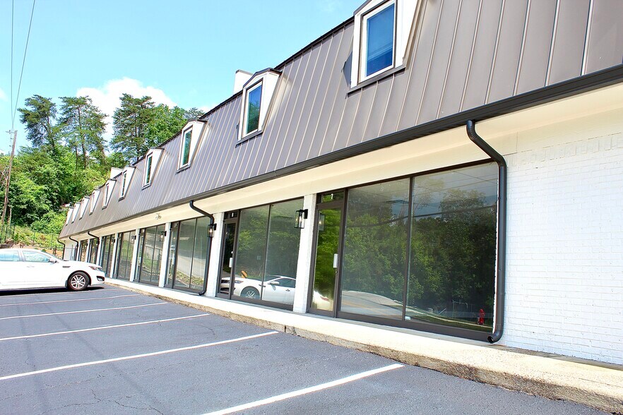 More Photos Of 5519 Highway 153, Hixson Storefront Retail Office For Sale
