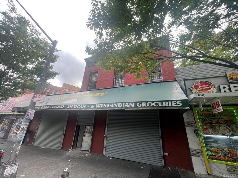 Primary Photo Of 654 Westchester Ave, Bronx Storefront For Sale