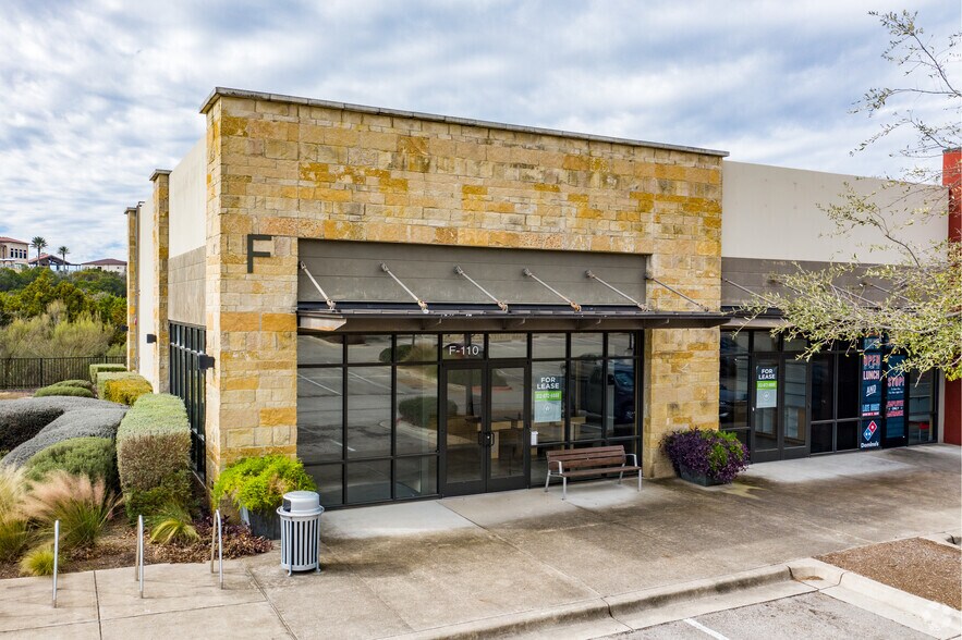 More Photos Of 5000 N Quinlan Park Rd, Austin Unknown For Lease