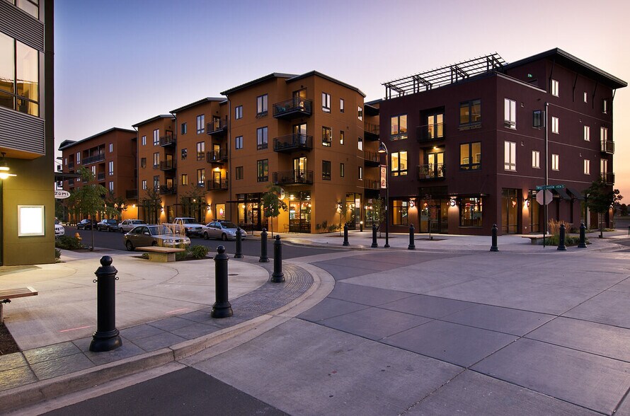 More Photos Of 2733 Shadow View Dr, Eugene Apartments For Lease