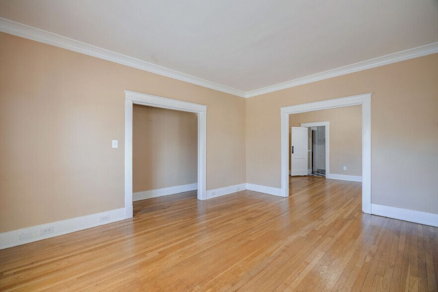 More Photos Of 195 Angelus St, Memphis Multifamily For Sale