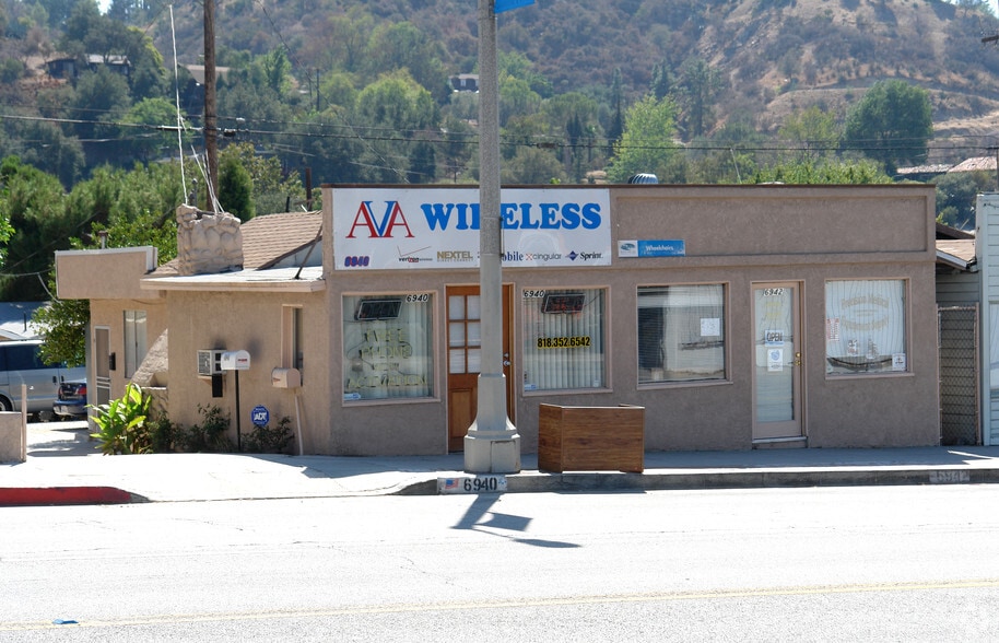 More Photos Of , Tujunga General Retail For Sale