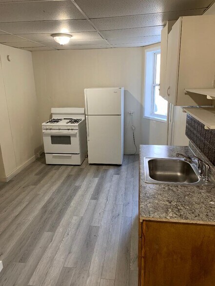 More Photos Of 73 Oak St, Binghamton Apartments For Sale