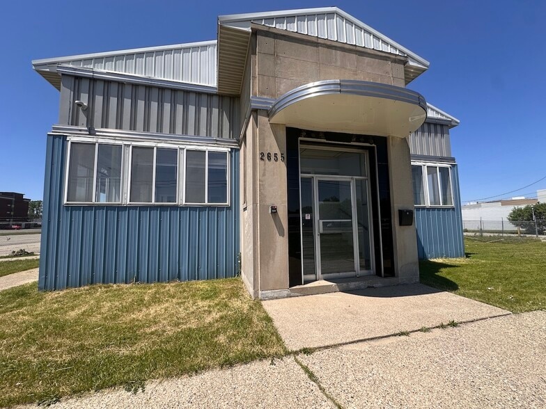 More Photos Of 2655 Buchanan Ave SW, Grand Rapids Truck Terminal For Lease