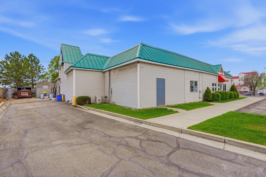 More Photos Of 72 N 850 E, Lehi Restaurant For Sale