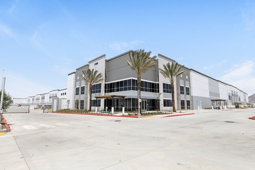Primary Photo Of 3600 Redlands Ave, Perris Distribution For Lease