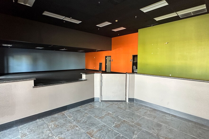 More Photos Of 2810 Zinfandel Dr, Rancho Cordova General Retail For Sale