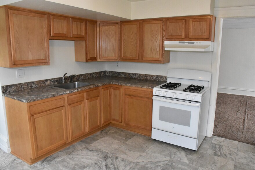 More Photos Of 307 Walnut St, Meadville Apartments For Sale