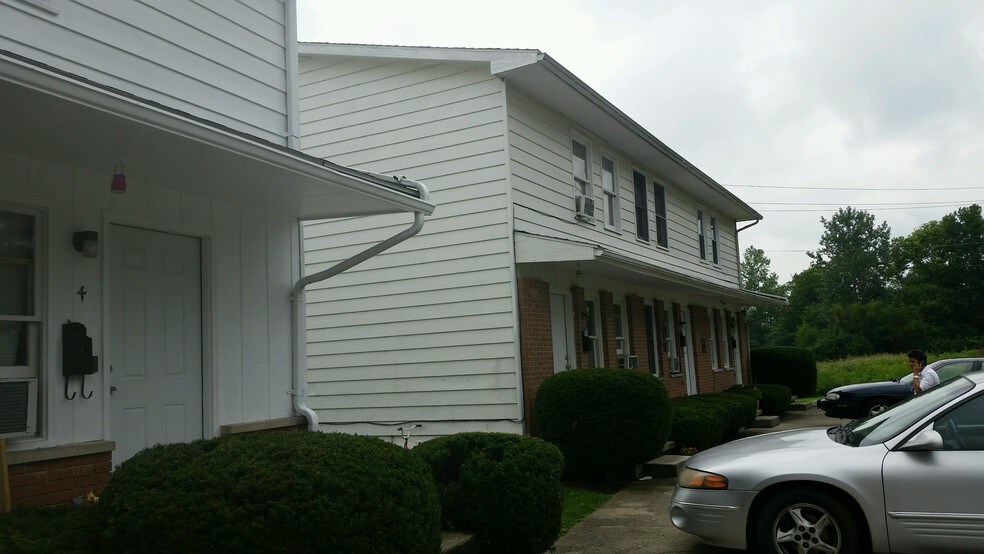 More Photos Of 3 Janes St, Jeffersonville Multifamily For Sale