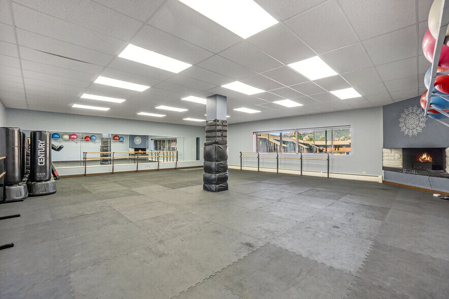 More Photos Of 1230 Big Thompson Ave, Estes Park Medical For Sale