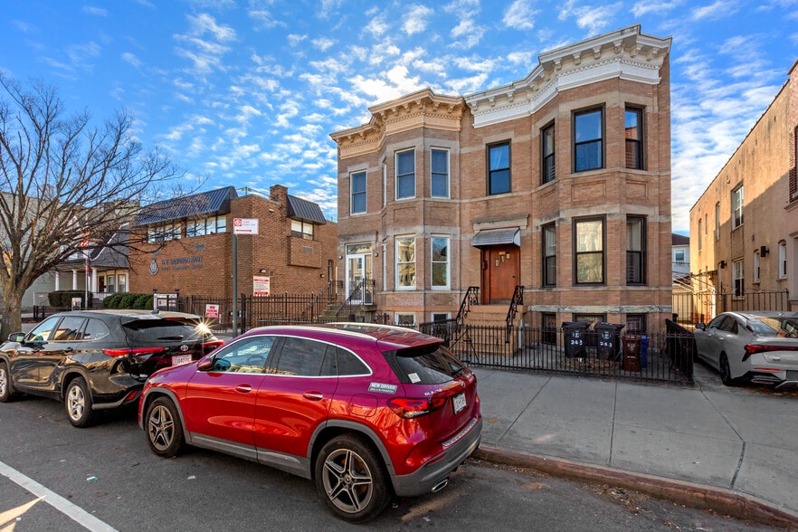 More Photos Of 250 86th St, Brooklyn Office For Sale